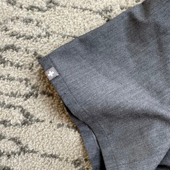 Figs Scrub Top Womens Gray Casma Three Pocket Technical Collection Size XL - Picture 2 of 6